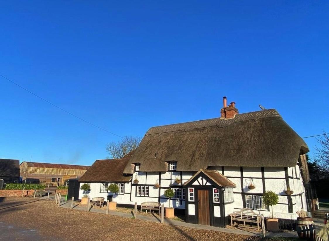 The Bottle & Glass Inn Harpsden Exterior photo